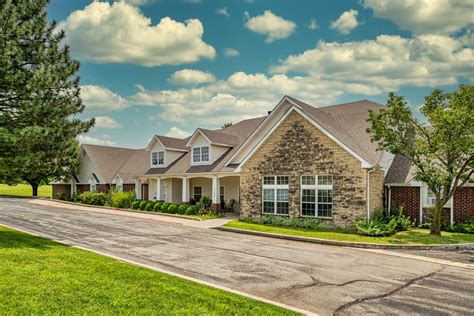 creekside village assisted living.